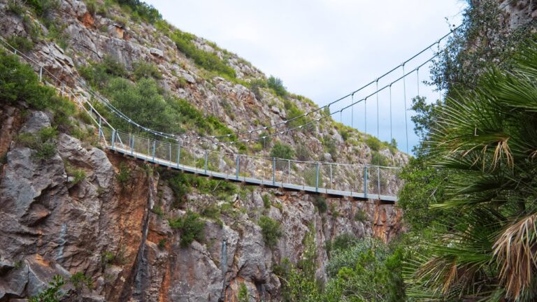 Rutas de Montaña Desde Xirivella: Explorando la Naturaleza Cercana